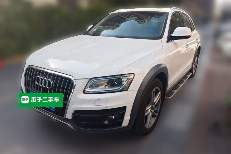 Used Audi Q5 2017 Plus 40 TFSI Technology Model