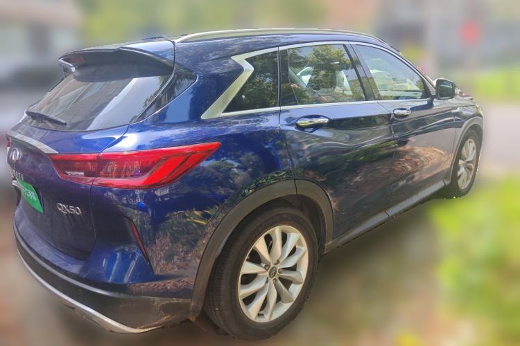 Used Infiniti QX50 2018 2.0T Two-Wheel Drive Fashion Edition Rear Right 45 Deg