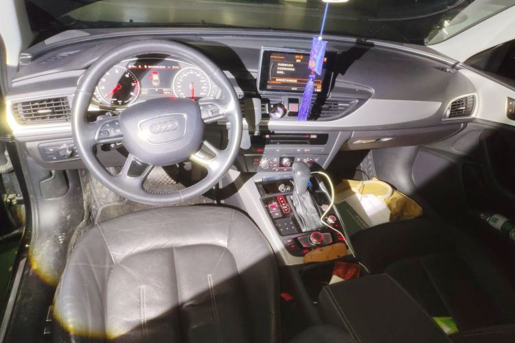 Used Audi A6L 2018 30th Anniversary Edition 35 TFSI Fashion Model
