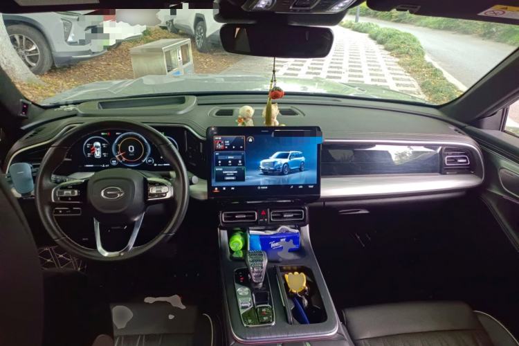 Used GAC Trumpchi GS8 2022 Flagship Series 2.0 TGDI Four-Wheel Drive Luxury Smart Connectivity Version (6 Seats)