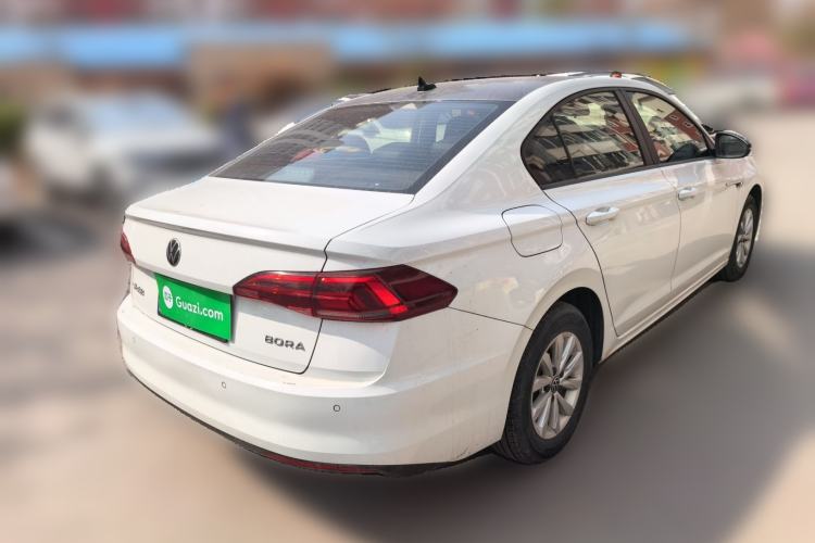 Used Volkswagen Bora 2021 1.5L Manual Fashion Smart Connect Edition
