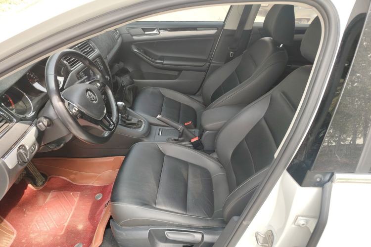 Used Volkswagen Sagitar 2018 1.6L Automatic Comfort Model Left Front Seat