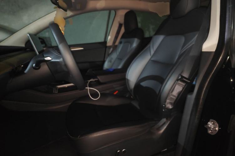 Used Tesla Model Y 2022 Rear-Wheel-Drive Version
