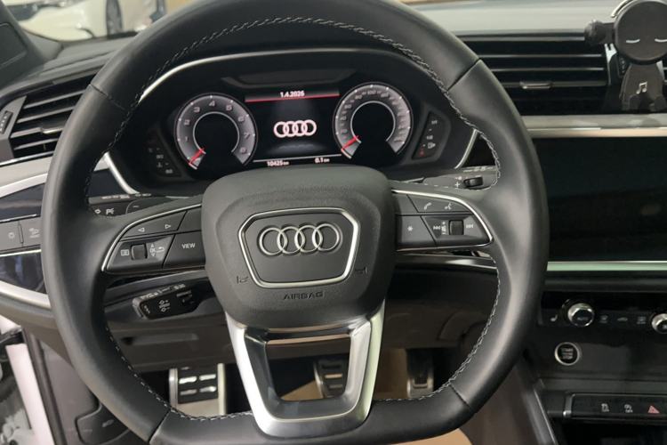 Used Audi Q3 2024 35 TFSI Fashion Dynamic Edition
