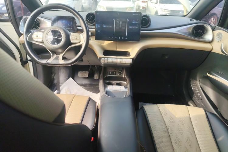 Used BYD Dolphin 2023 420 km Fashion Edition
