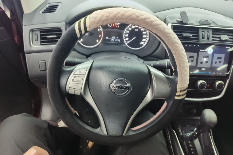 Used Nissan Tiida 2021 1.6L CVT Cool Edition
