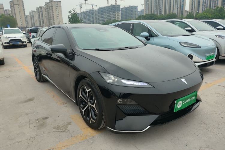 Used Deepal SL03 2023 200Max Range-Extended Version Front Right 45 Deg