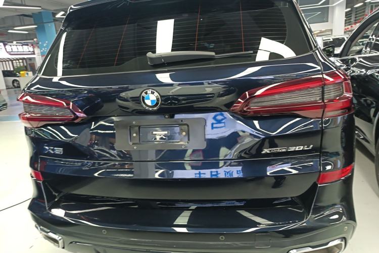 Used BMW X5 2022 Restyled xDrive 30Li Luxury Version M Sport Package