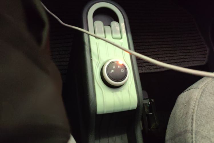 Used Wuling Hongguang MINIEV 2022 Macaron Premium Model – Lithium Ternary Battery