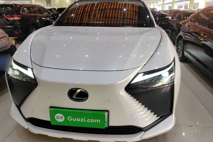 Used Lexus RZ 2023 450e All-Wheel Drive Luxury Edition Front