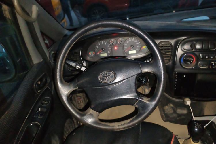 Used JAC Group Refine 2011 2.0L Shuttle Gasoline Comfort Edition HFC4GA3