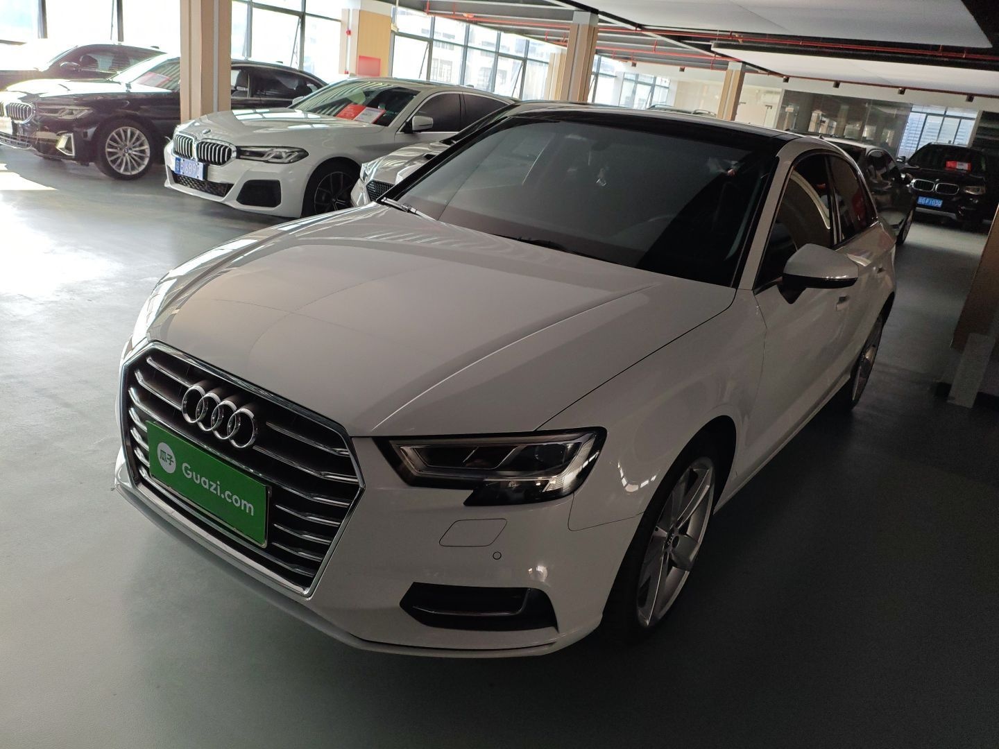 Parte inferior delantera