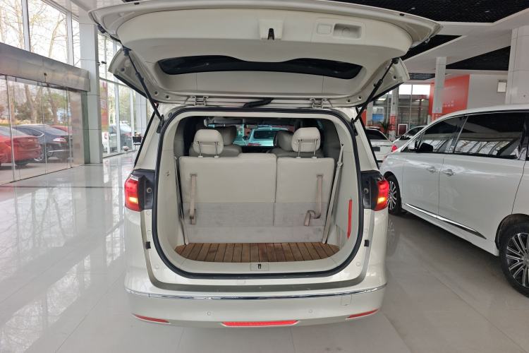 Used Buick GL8 2017 ES 28T Comfort Model China V Standard