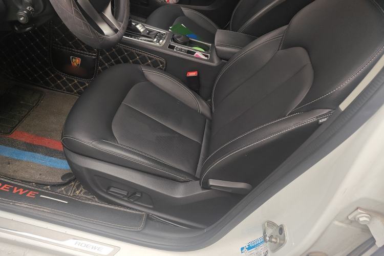 Used Roewe i6 2019 PLUS 1.6L CVT 4G Connected Flagship Deluxe Edition