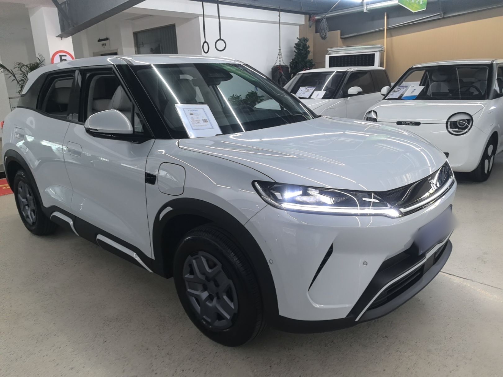 BYD Yuan UP 2025 Intelligent Driving Version 401 KM Dynamic Edition — снимка 3