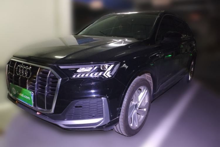 Used Audi Q7 2021 45 TFSI quattro S line Sport model