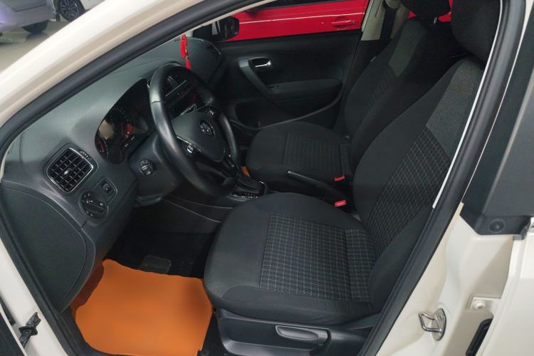 Used Volkswagen Polo 2016 1.6L Automatic Comfort Model Left Front Seat