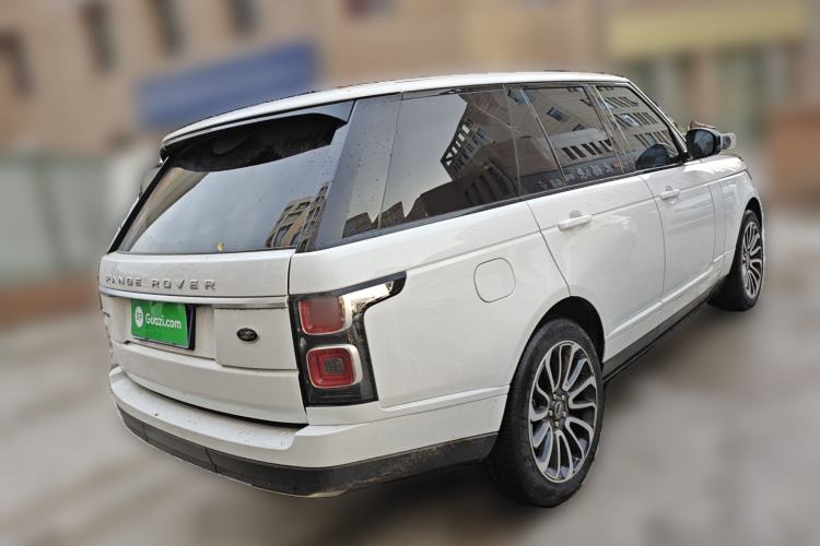 Used Land Rover Range Rover 2022 3.0 L6 360 PS Legacy Edition
