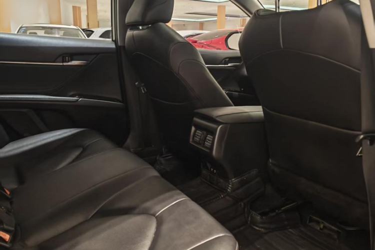 Used Toyota Camry 2019 2.0G Luxury Edition China VI Standard
