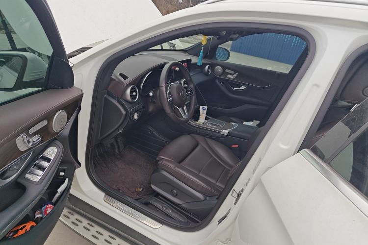 Used Mercedes-Benz GLC 2020 Facelift GLC 300 L 4MATIC Dynamic Edition