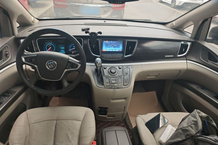 Used Buick GL8 2013 3.0L XT Luxury Business Flagship Edition Center Console