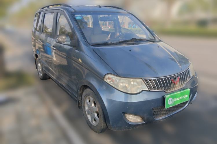 Used Wuling Hongguang 2010 1.4L Comfort Version Front Right 45 Deg