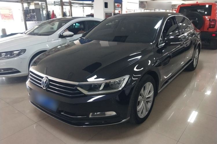 Used Volkswagen Magotan 2017 330TSI DSG Luxury Model