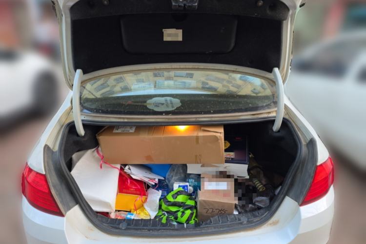 Used BMW 5 Series 2014 525Li Luxury Design Package Trunk