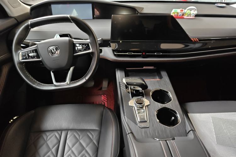 Used CHANGAN UNI-K 2021 2.0T Prestige Edition Center Console