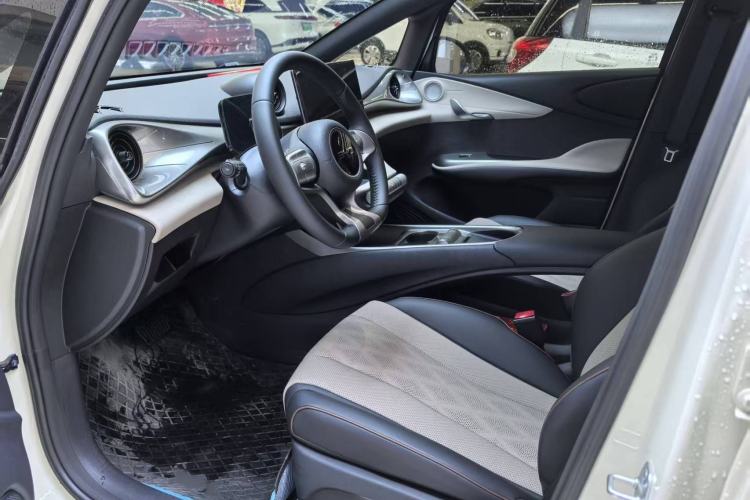 Used BYD Dolphin 2025 420km Free Edition
