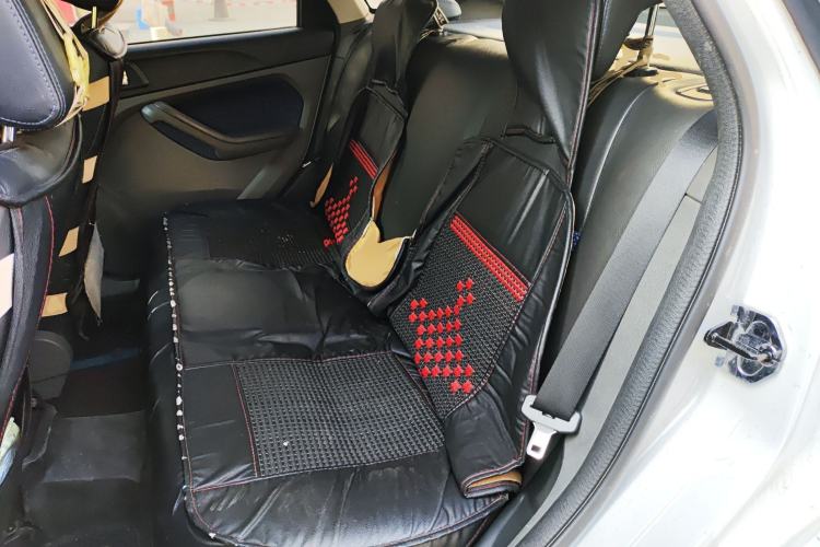 Used Ford Focus 2014 Hatchback Classic 1.8L Manual in Cool White Collector's Edition