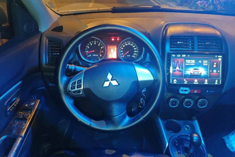 Used Mitsubishi ASX 2013 2.0L CVT Two-Wheel Drive Elite Edition
