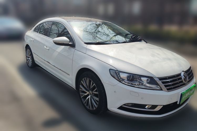 Used Volkswagen FAW-Volkswagen CC 2018 1.8TSI Luxury Model Front Right 45 Deg