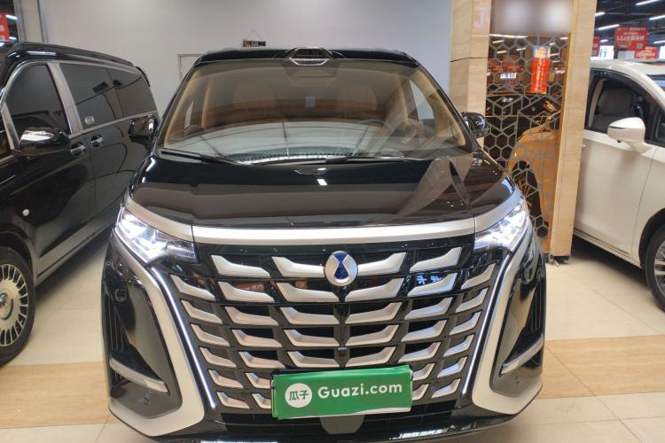 Used Denza D9 2025 Model DM-i Four-Wheel Drive Prestige Edition
