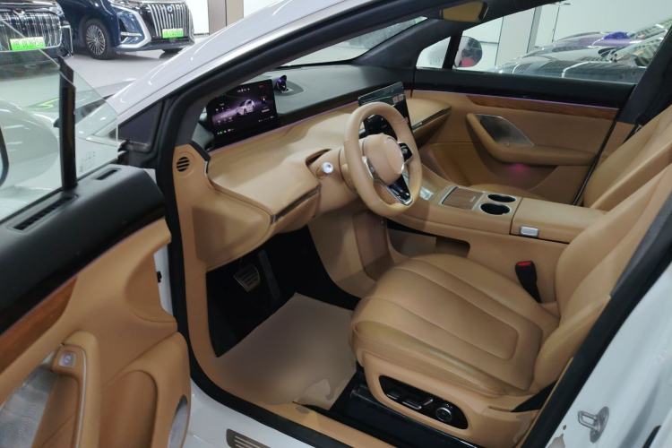 Used Hima Luxeed R7 2024 All-Electric 736 km Ultra Interior 3