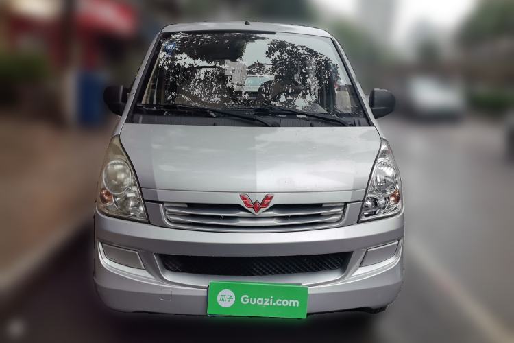 Used Wuling Rongguang 2014 1.2L S Base Model

