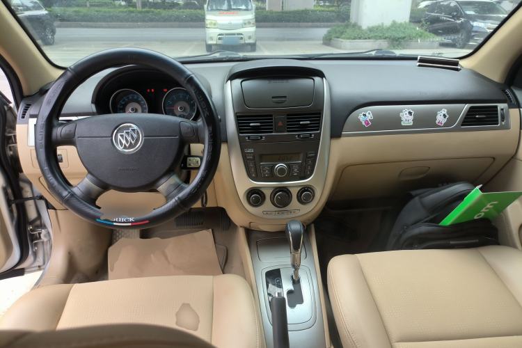 Used Buick Excelle 2013 1.5L Automatic Classic Model

