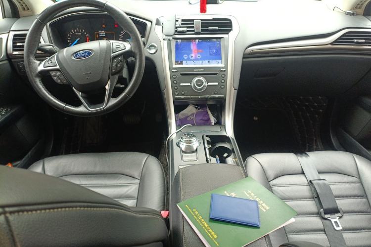 Used Ford Mondeo 2017 Facelifted EcoBoost 180 Fashion Edition Center Console