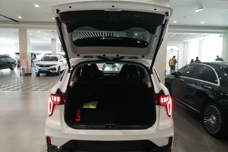 Used Lynk & Co 01 2021 2.0TD Two-Wheel-Drive Pro Trim
