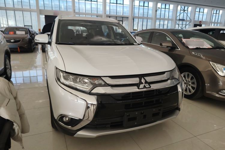 Used Mitsubishi Outlander 2016 2.4L 4x4 Elite Edition 5 Seats
