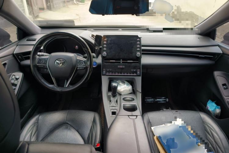 Used Toyota Avalon 2019 Dual-Engine 2.5L XLE Prestige Version China VI Standard
