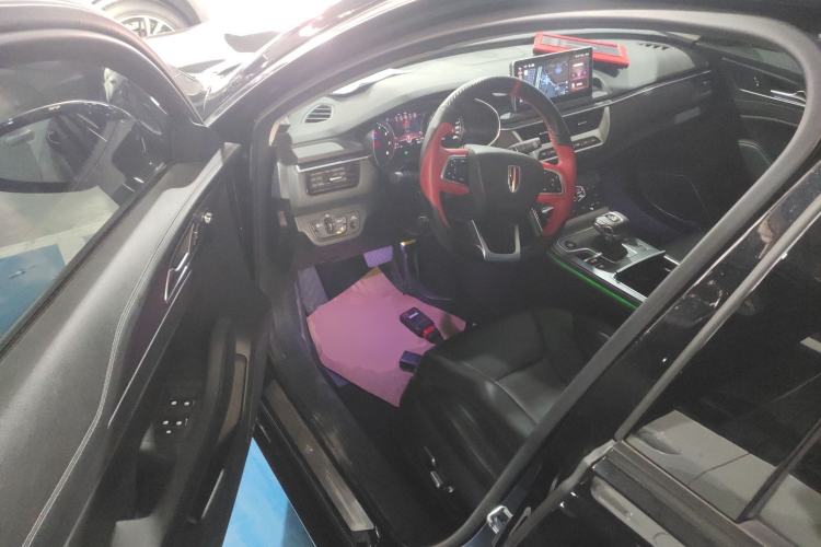 Used Hongqi H5 2022 Classic Model Facelift 1.8T Automatic Smart Connect Flagship Edition
