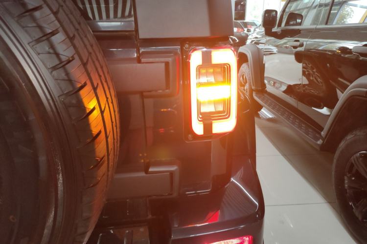 Used BAIC Off-Road BJ40 2020 2.0T Automatic Four-Wheel Drive Urban Hunter Edition Chivalrous Type
