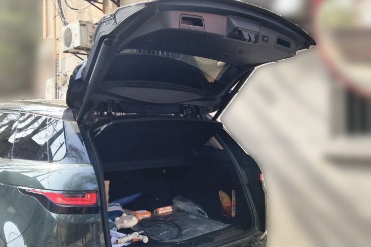 Used Land Rover Range Evoque 2021 Range Rover Velar L 249PS R-Dynamic First Edition Trunk