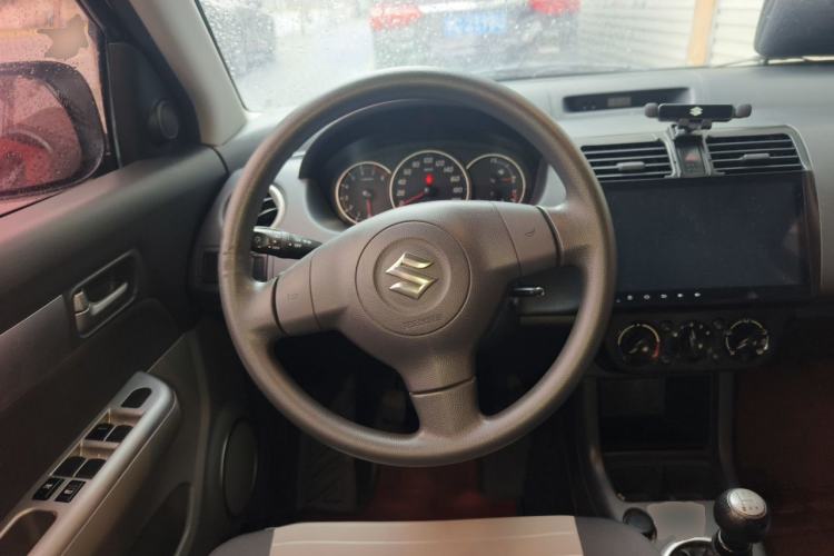 Used Suzuki Swift 2016 1.5L Manual Fashion Model
