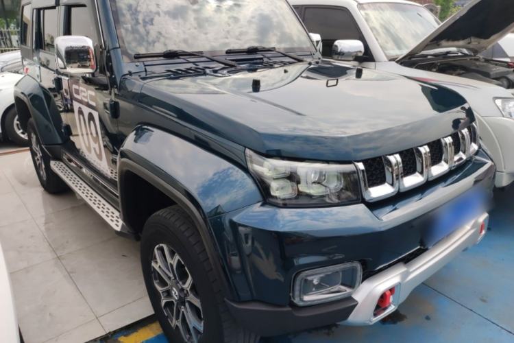Used BAIC Off-Road BJ40 2019 Updated Version 2.0T Automatic All-Wheel Drive Urban Hunter Edition Premium China V Emission Standard