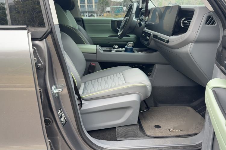 Used BAIC Off-Road BJ40 2024 2.0T All-New Blade Hero Edition Climber
