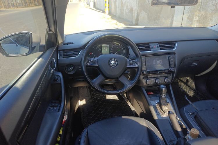 Used Skoda Octavia 2016 1.6L Automatic Smart Drive Edition