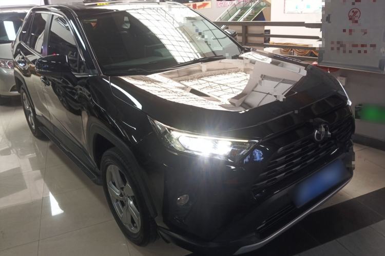 Used Toyota RAV4 2020 2.0L CVT Two-Wheel Drive Fashion PLUS Edition