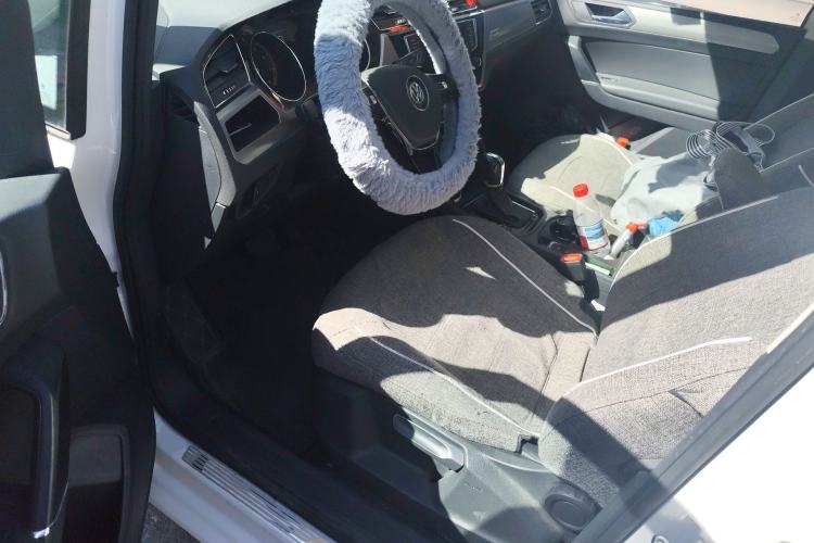 Used Volkswagen Touran 2018 Volkswagen Touran L 280TSI DSG Comfort Edition 7 Seats China V Emission Standard Left Front Seat